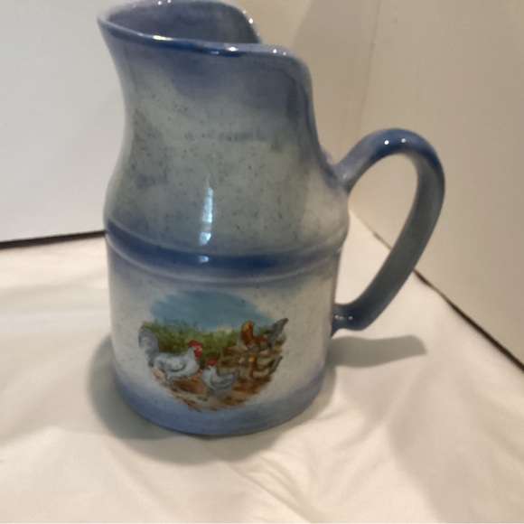 Country Farmhouse Pitcher Milk Crock Tea Water Pitcher Stoneware Blue/White - Picture 5 of 9